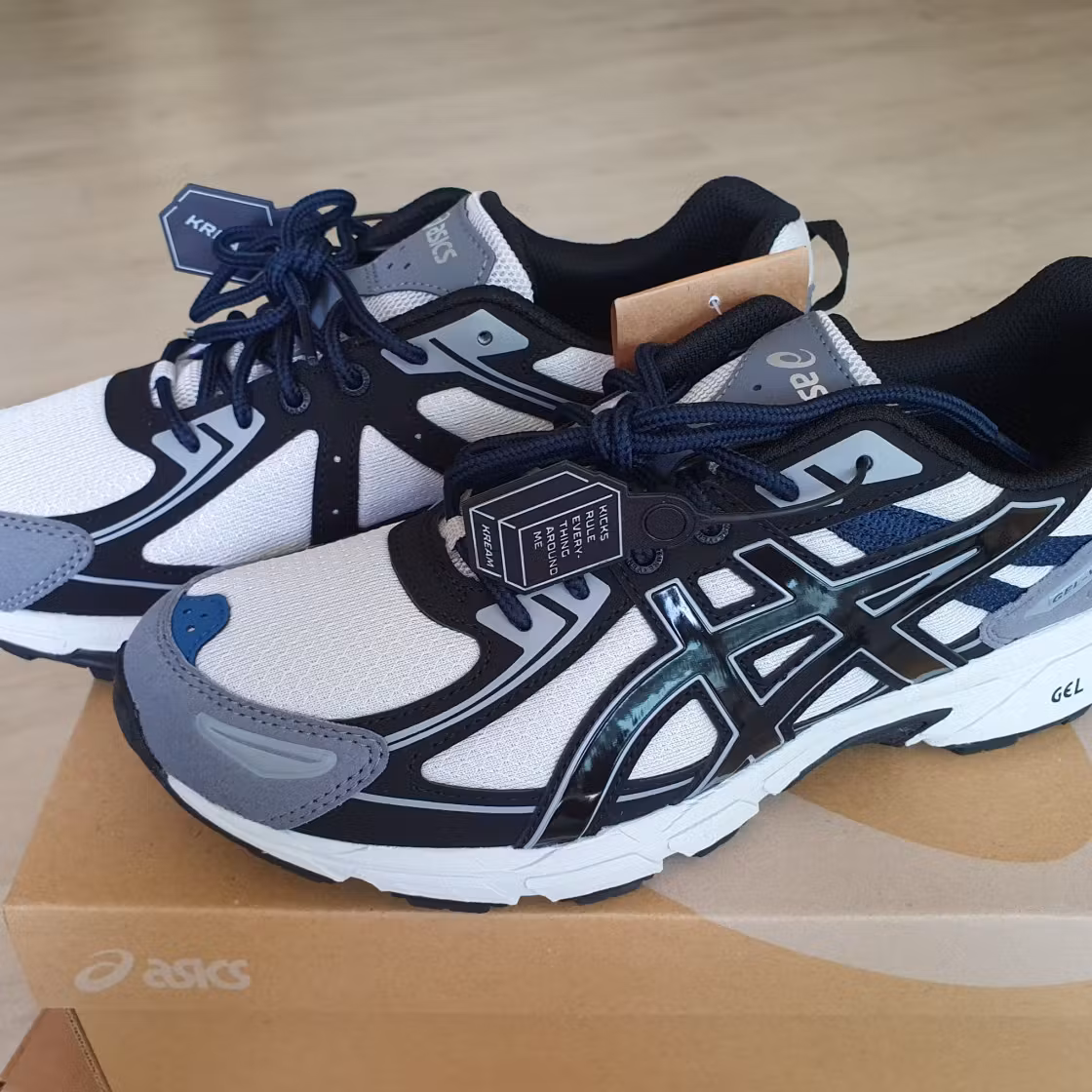 ASICS Gel Venture 6 'Glacier Grey Black' 1201A553-021 ASICS Gel Venture 6 'Glacier Grey Black' 1201A553-021